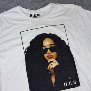 H.E.R. Shirt Women's 2xl White Streetwear Hip Hop Y2K R&B Short Sleeve Graphic‎